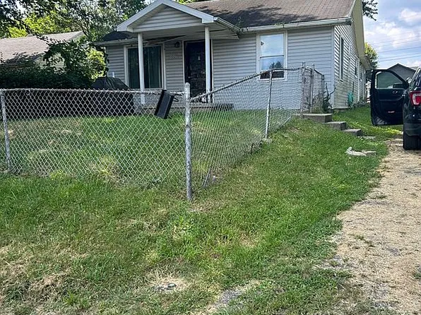 1009 Beech St, Connersville, IN 47331