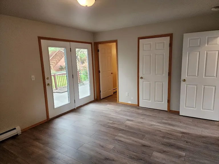 650 E Williams Rd — Photo 33