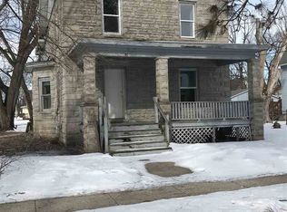 636 Fairview Ave, South Beloit, IL 61080