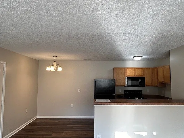 1960 Crest Hollow Dr #204 — Photo 4