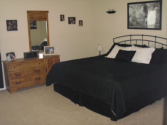 Master with king size bed