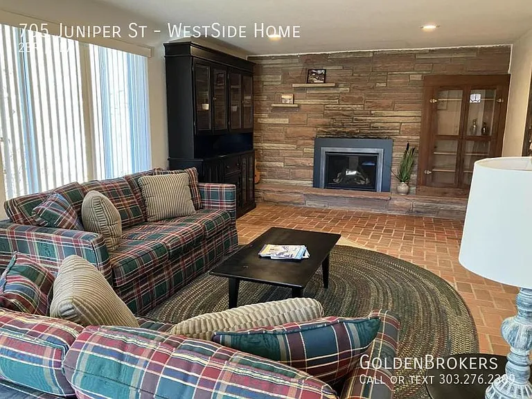 705 Juniper St #WESTSIDE HOME — Photo 10