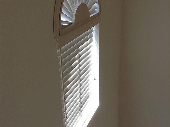 3rd image of 2931 Plaza Del Amo Unit 62