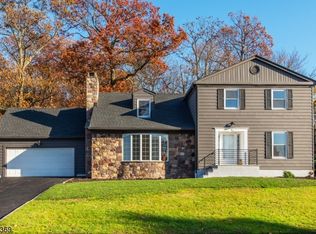 14 Ironwood Way, Little Falls, NJ 07424