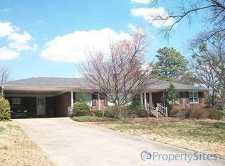 204 Chestnut Ave, Greer, SC 29651