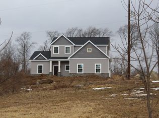 718 Little Creek Path, Perry, MI 48872