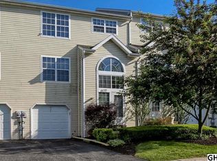 6177 Spring Knoll Dr, Harrisburg, PA 17111