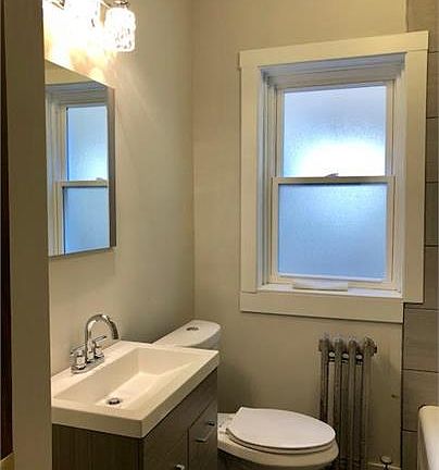 4th image of 1939 Scoville Ave #1R