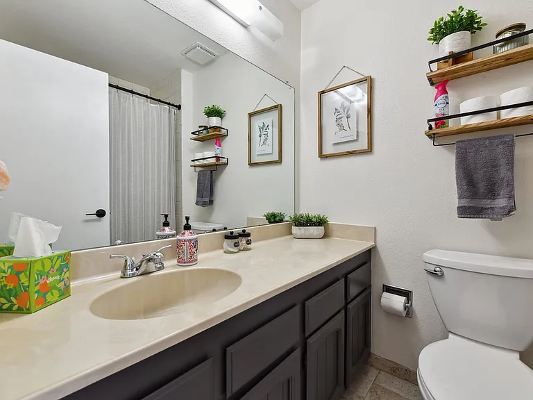 11770 E Asbury Ave — Photo 20