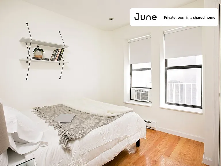 350 Manhattan Ave #F — Photo 1