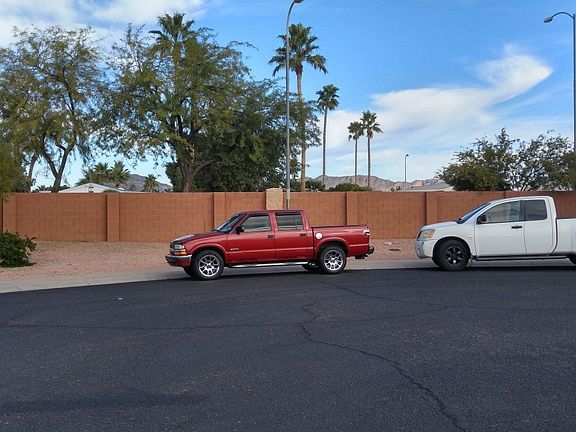 4th image of 1005 S Clancy Cir
