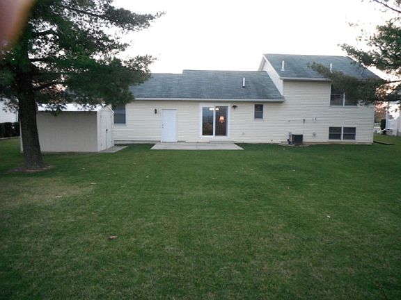 3rd image of 1065 Halbedel Dr