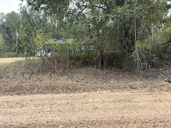 2nd image of 605 Randletown Rd