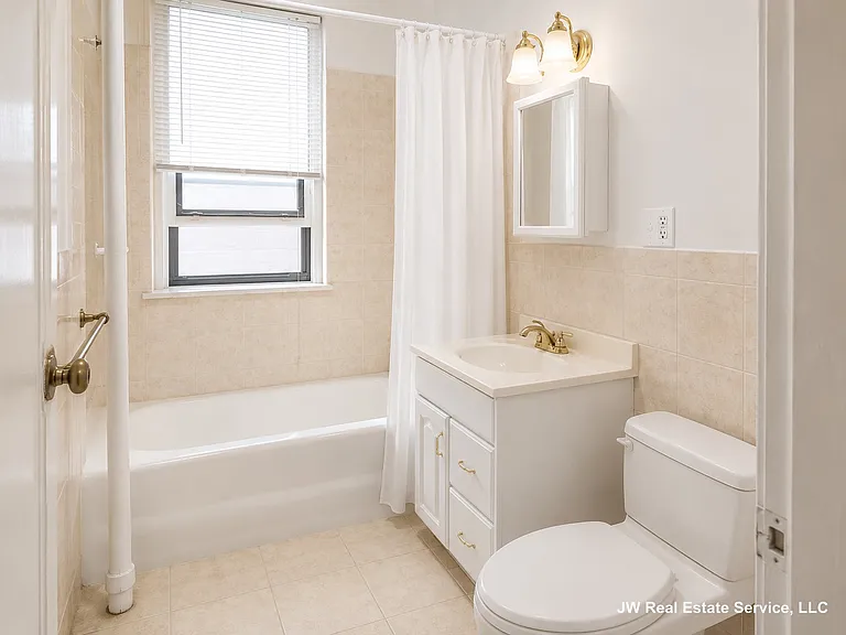 1945 Commonwealth Ave #66 — Photo 5