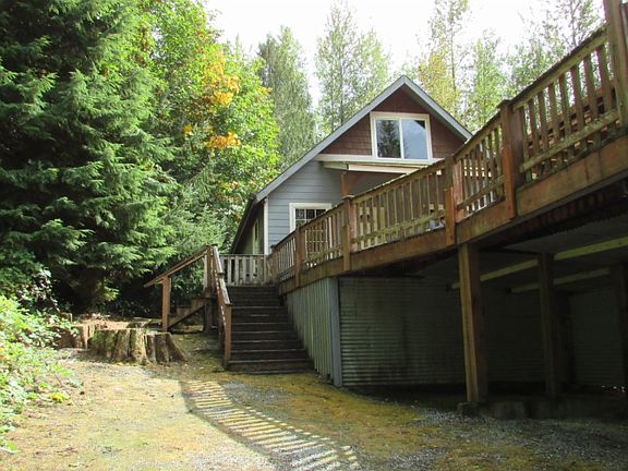 2nd image of 33315 Benbow Dr E