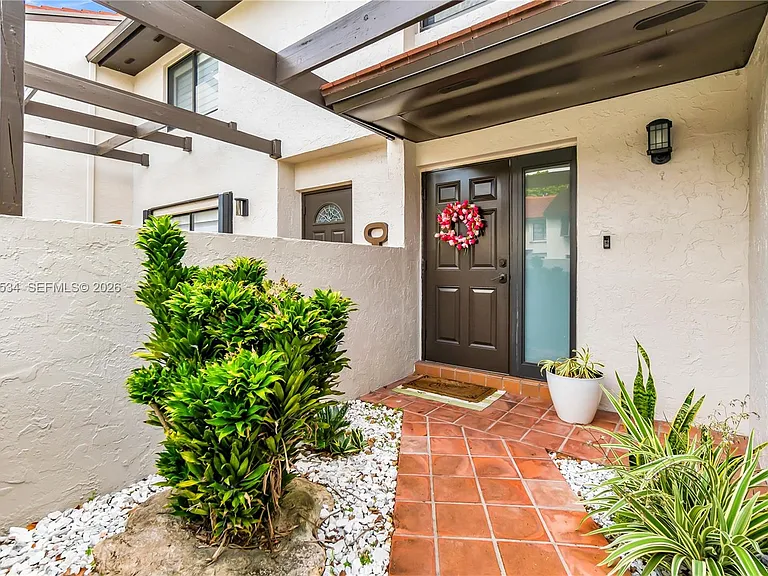 13340 SW 88th Ter #D — Photo 2