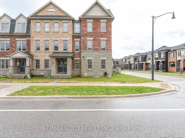 5 Remembrance Rd, Brampton, ON L7A 4Z1