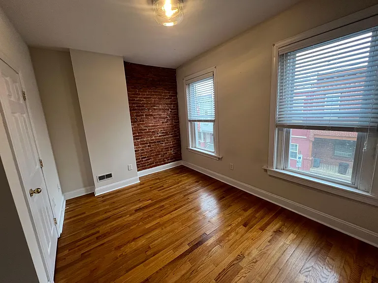 1346 S Markoe St — Photo 10