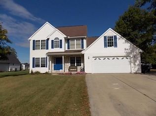 125 Fawn Ln, Blanchester, OH 45107