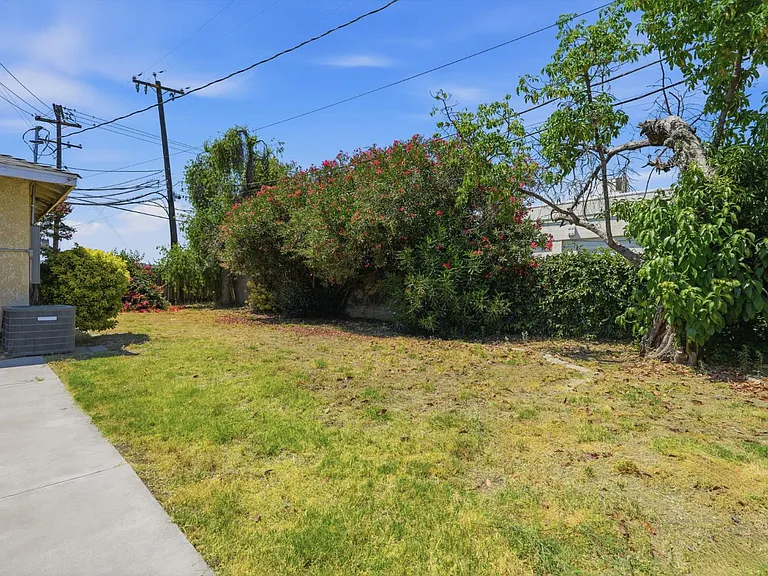 2519 E Buckingham Way — Photo 23