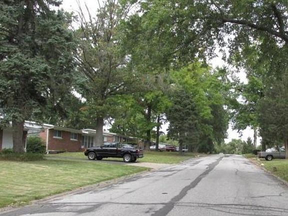 2nd image of 10547 Monarch Dr