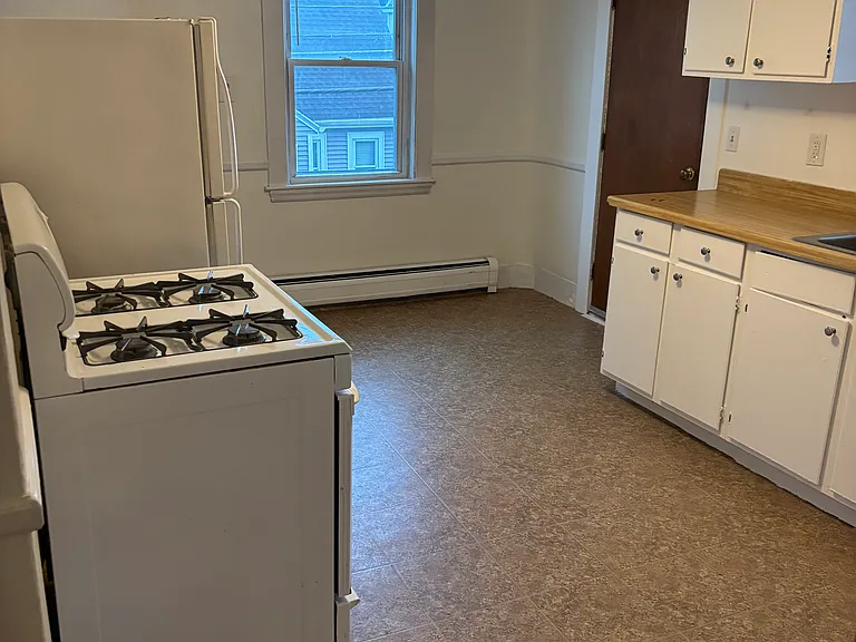 25 Church St #3 — Photo 1
