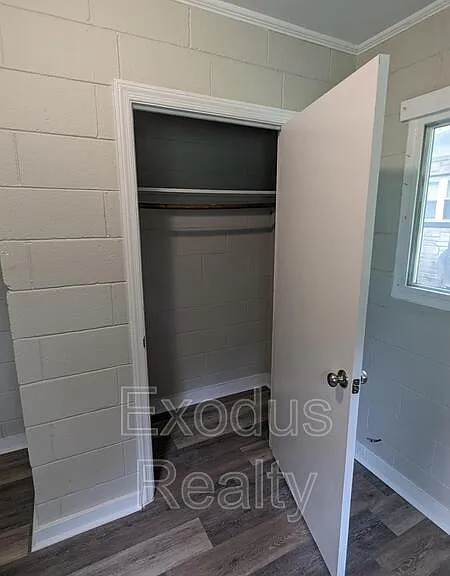 502 Maple Ave — Photo 6