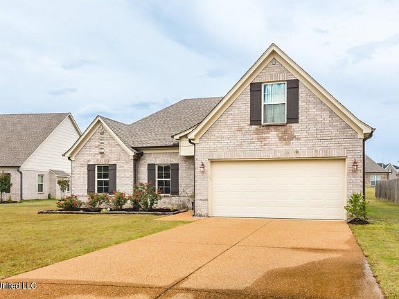 3rd image of 3592 Sabra Ln