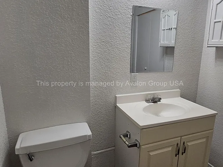5550 Windermere Dr — Photo 12