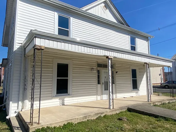 102 Academy Salem, 102 Academy St #2, Salem, VA 24153
