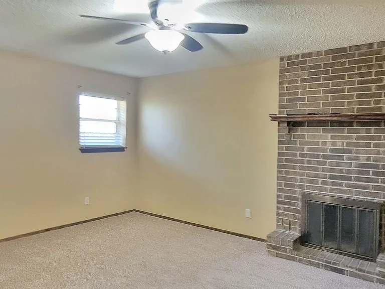 1412 Wilshire Blvd — Photo 18