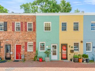 14 Snows Ct NW, Washington, DC 20037