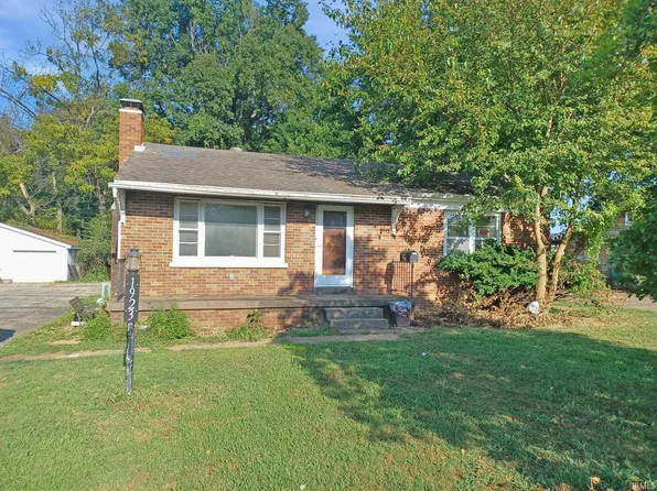 1923 N Weinbach Ave, Evansville, IN 47711