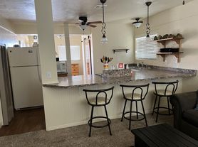 564 N Main St, Monticello, UT