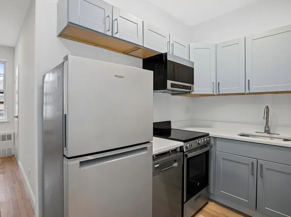 323 East 75th Street image 1 of 7