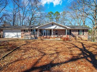 14 Birchwood Cir, Little Rock, AR 72211