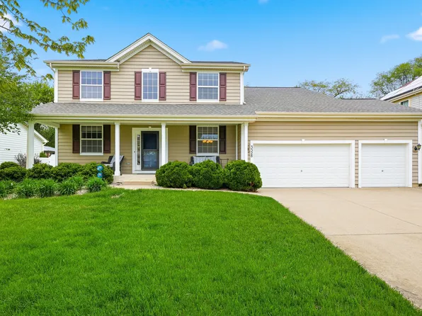 3328 Chase Ln, Elgin, IL 60123