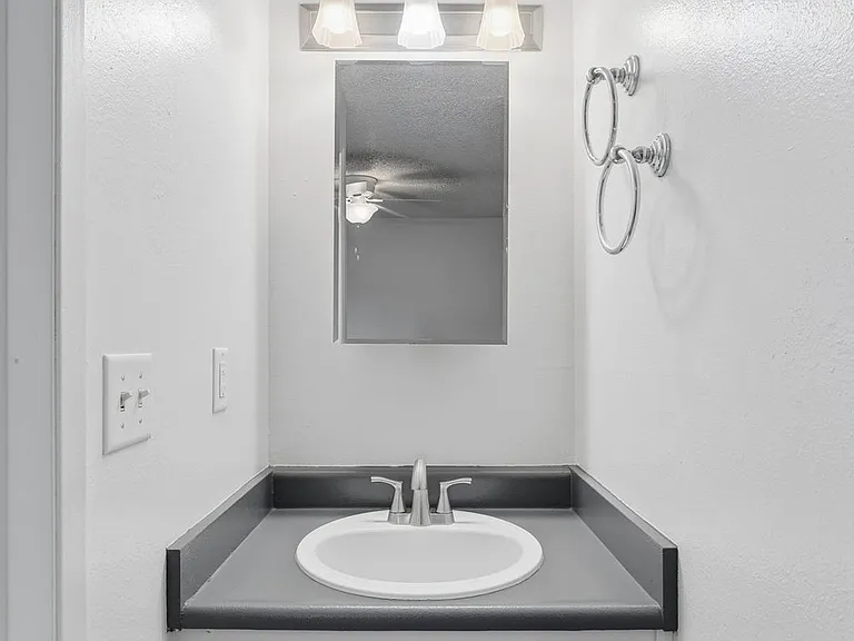 Union Park Apartments in Cheney! — Photo 12