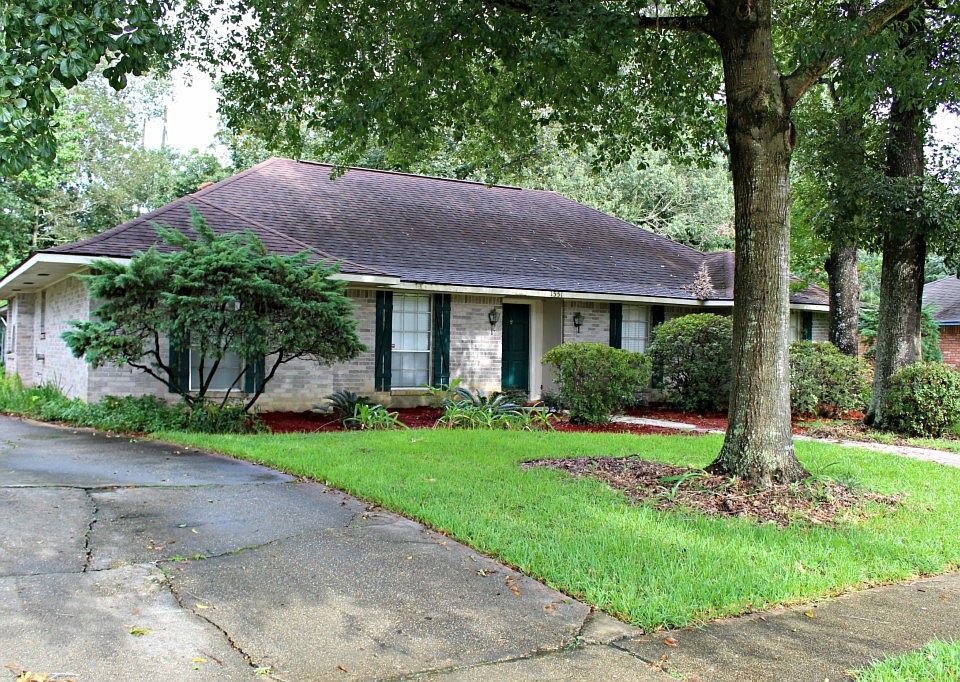 1st image of 1551 Salisbury Dr