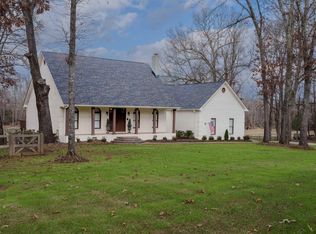 301 Walnut Creek Rd, Killen, AL 35645