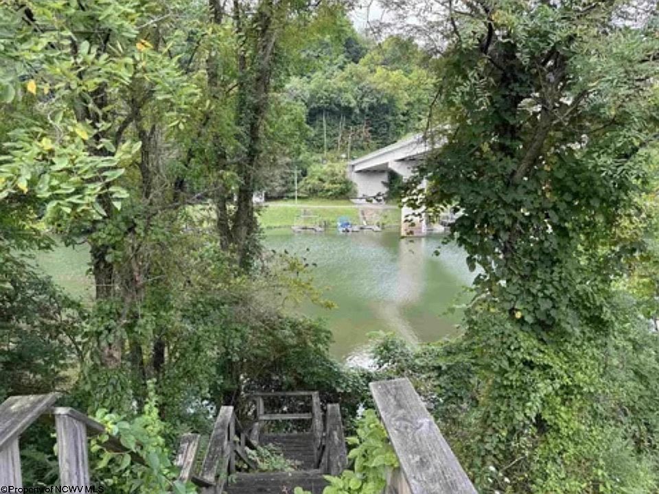 1st image of Hickory Ave