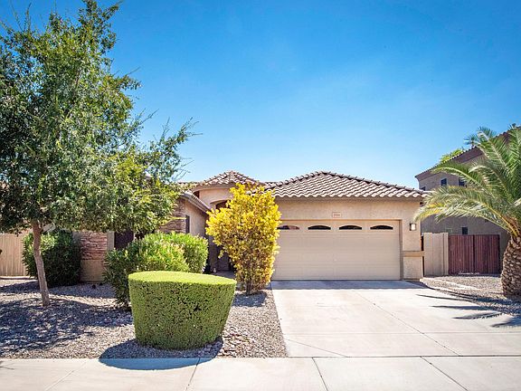 3rd image of 3701 S Ashley Pl