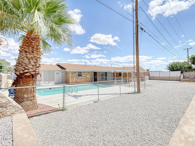 9981 Gschwind Ave — Photo 33