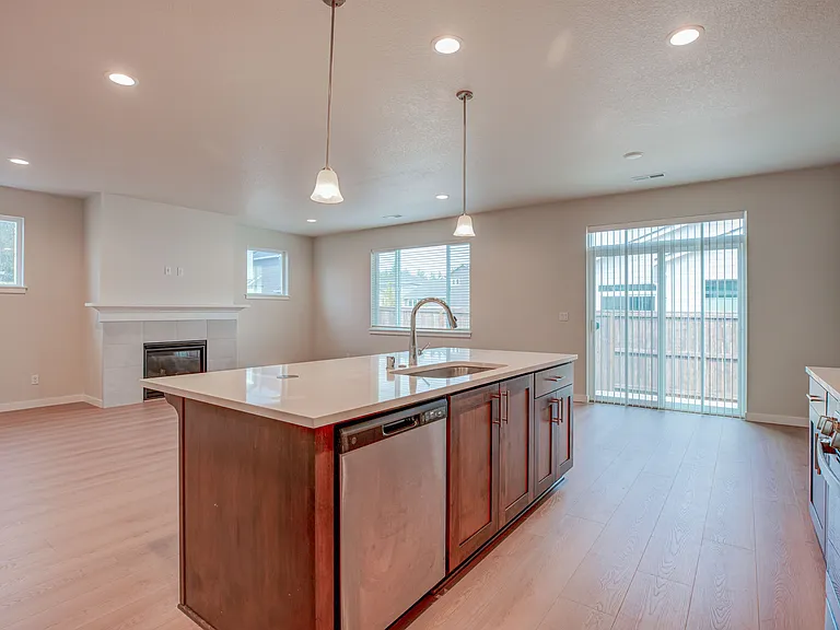4102 NE 186th St — Photo 9