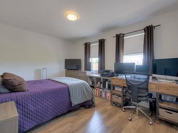 4th image of 6014 Fair Ave