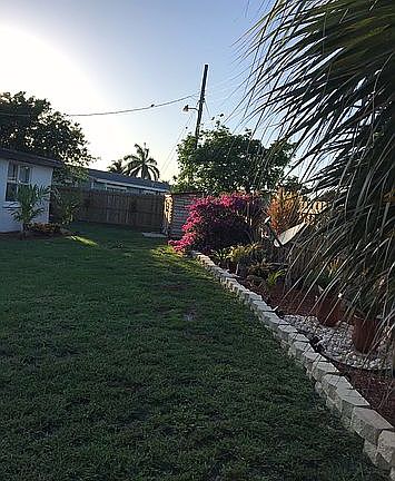 4th image of 115 NE 15th Ave