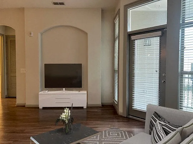 Ten45 Suwanee — Photo 28