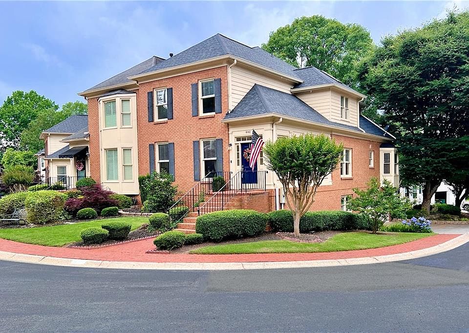 1st image of 6142 Forest Hills Dr