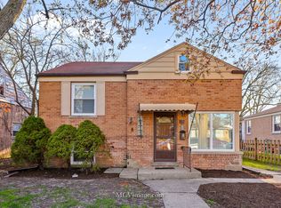 7710 E Prairie Rd, Skokie, IL 60076