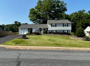 19532 Olney Mill Rd, Olney, MD 20832